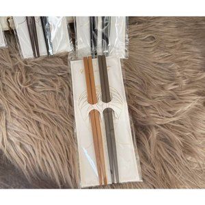 2 pair 7' Wooden Hair Chop Sticks